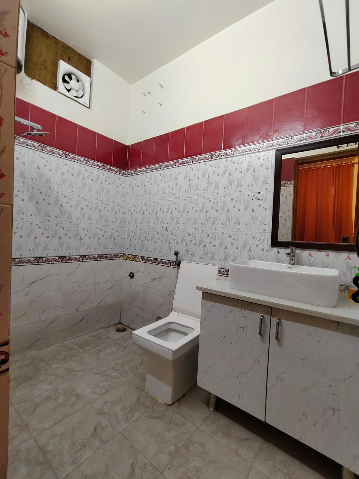 Hotel New Imperial Газиабад Екстериор снимка